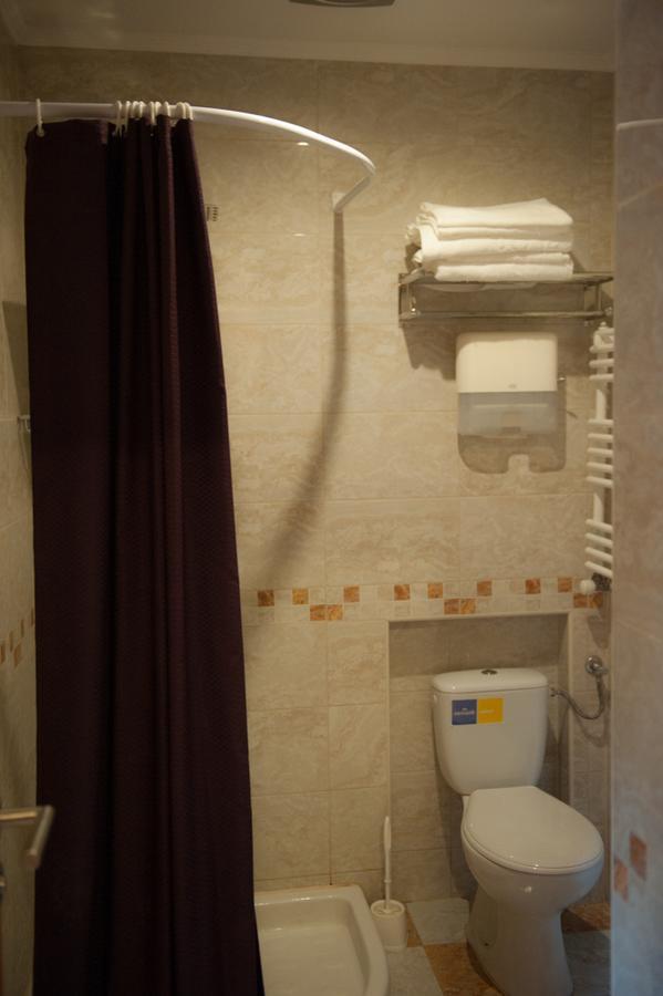 Budapest Garden Hotel Ngoại thất bức ảnh